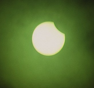 eclipse02.jpg (10609 octets)